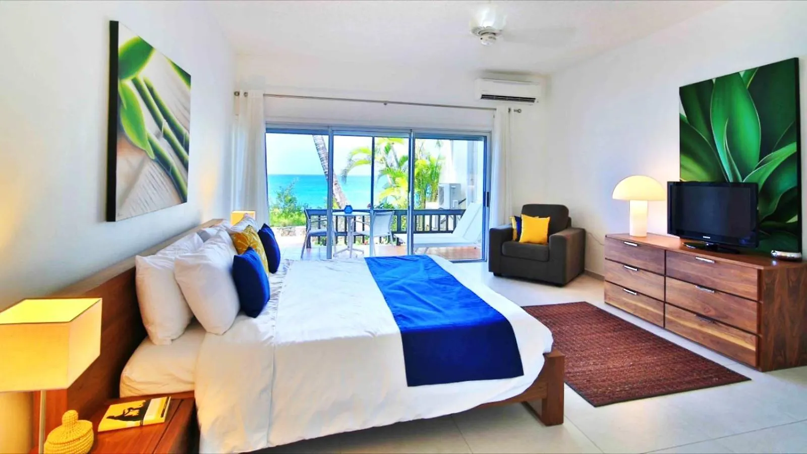 Beachfront Serenity Cupecoy  Sint Maarten
